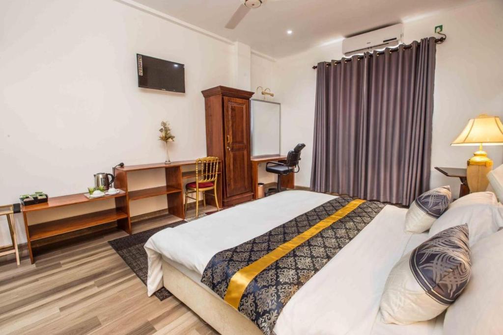 Lotus Grand View Hotel photo 2