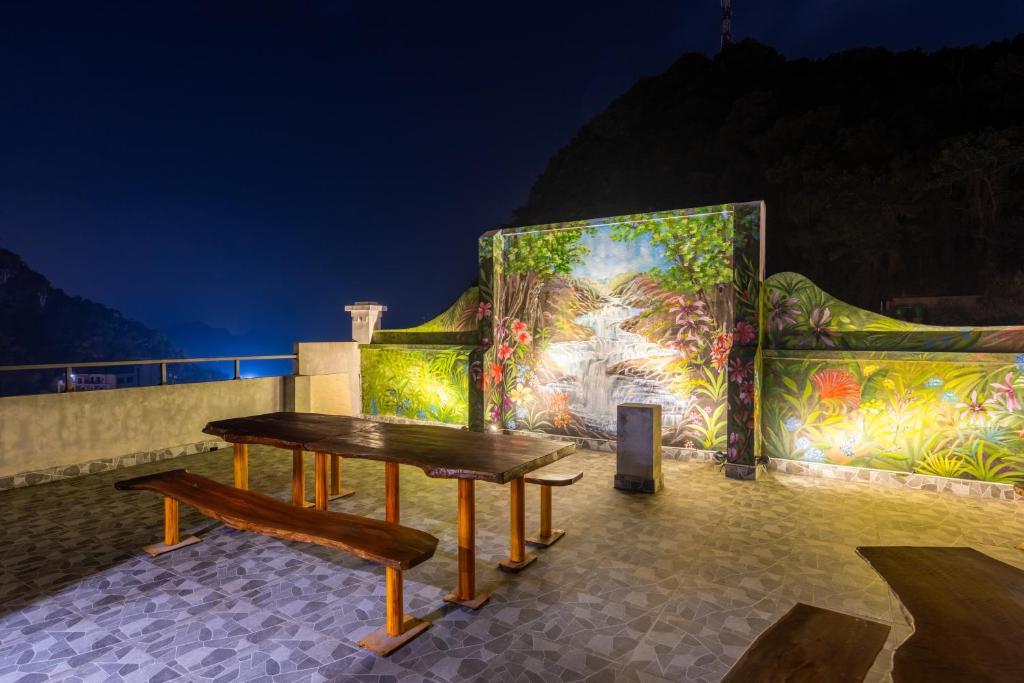 Cat Ba Xanh Spring Garden Hotel