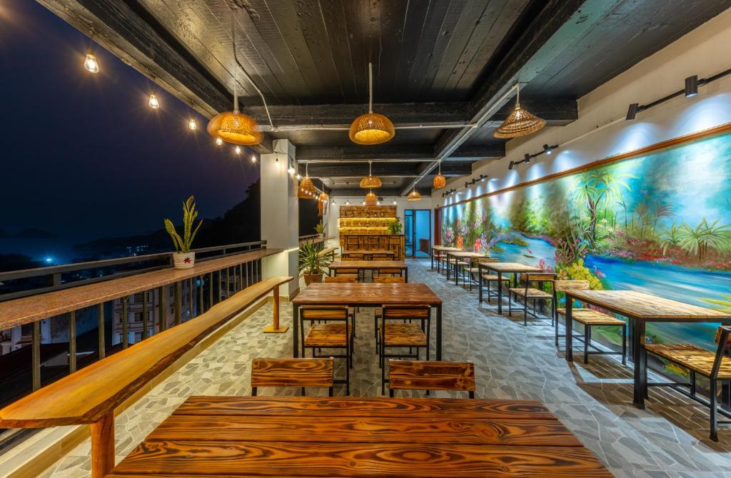 Cat Ba Xanh Spring Garden Hotel