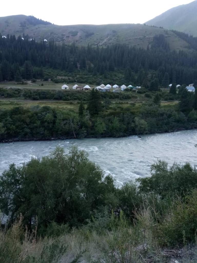 Akyl yurt camp