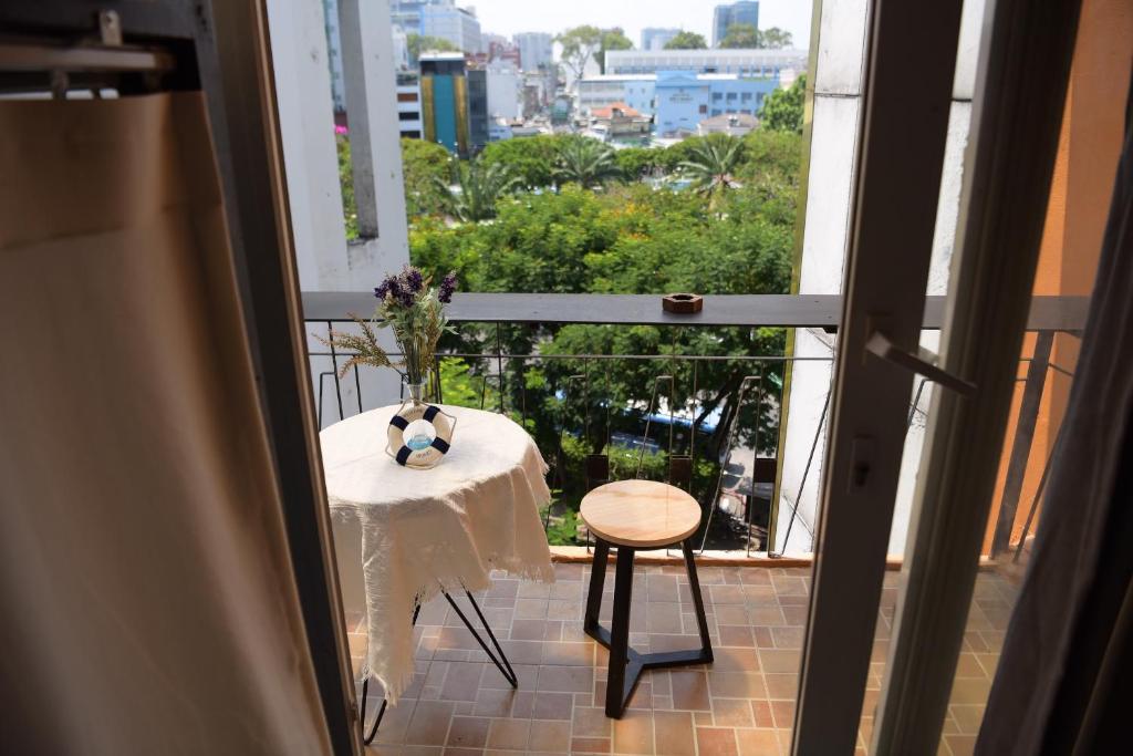 Grandma Lu's Saigon - Hawaii