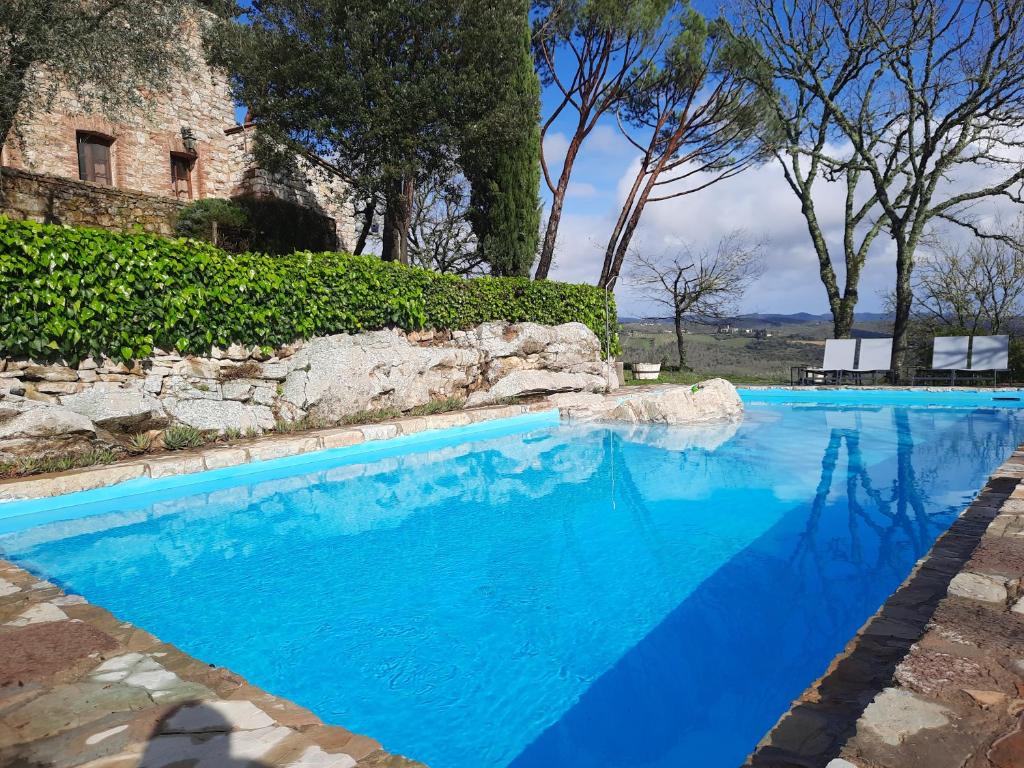 Borgo Livernano - Farmhouse with pool photo 3