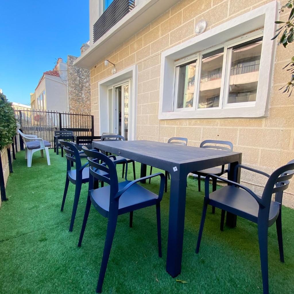 Flat St Julians for 7 people, Spacious and Bright photo 1