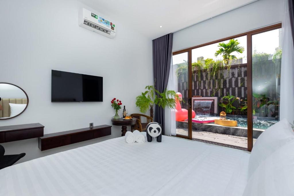 OSAKA HOMESTAY - Villa Hồ Bơi Mới - 5 Phòng Gần Biển