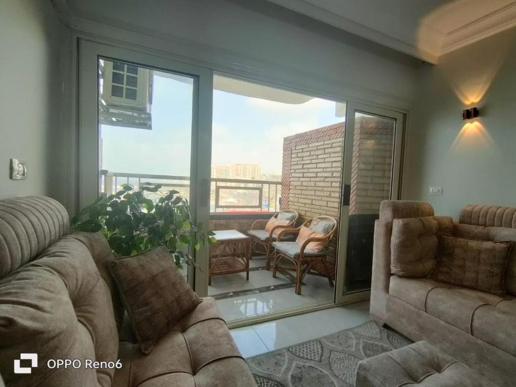 Gleem Bay Direct Sea View جليم بحر مباشر بفيو روعة photo 2