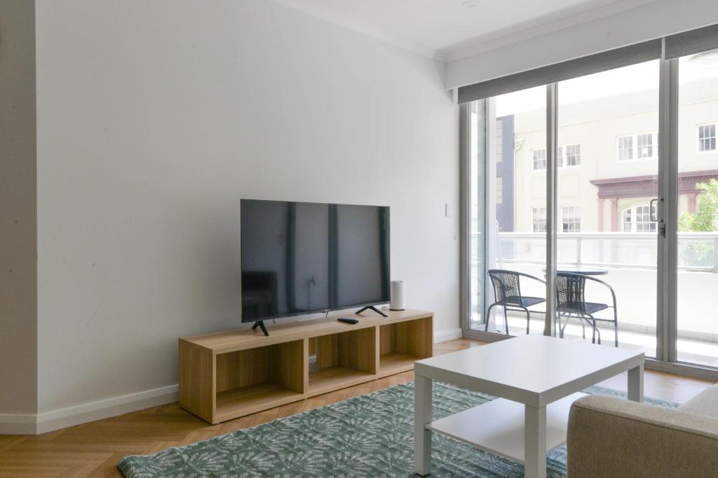 Great Location! Darling Harbour Superb 2BR Apt photo 1