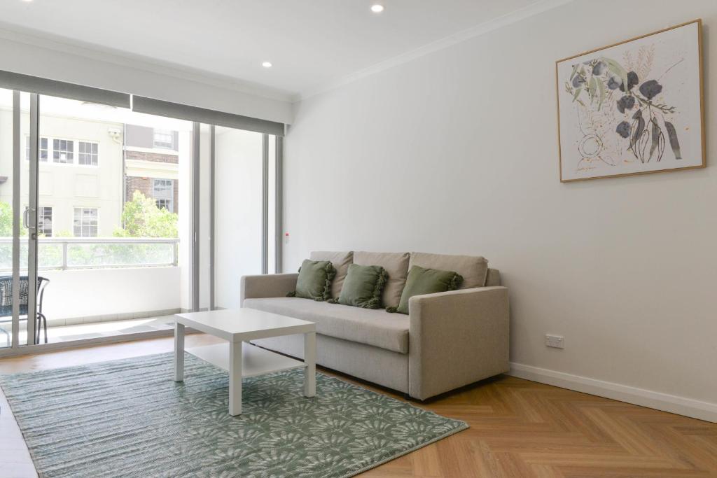 Great Location! Darling Harbour Superb 2BR Apt photo 3