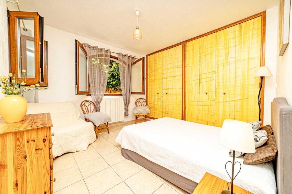 Locations-06 L'Eugénie Gîte pour 8 au calme sur la Côte d'Azur photo 4