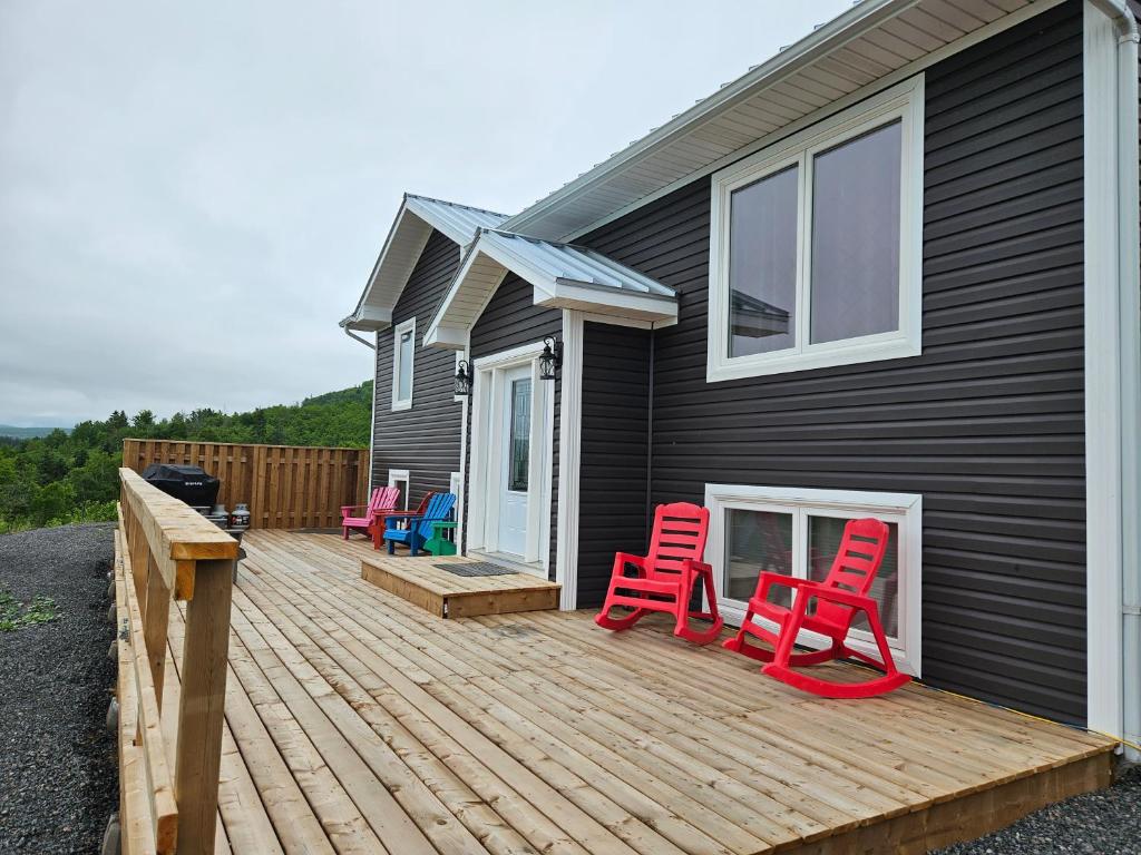 Hilltop Getaway. photo 2