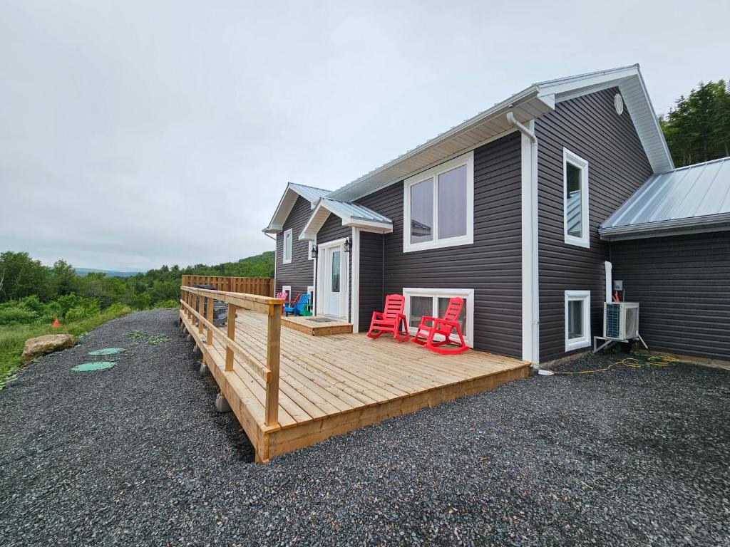 Hilltop Getaway. photo 4