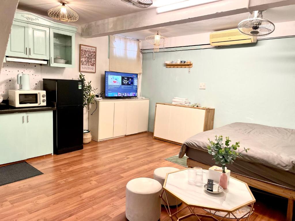 Vintage Loft House 3 Beds Hoan Kiem Lake