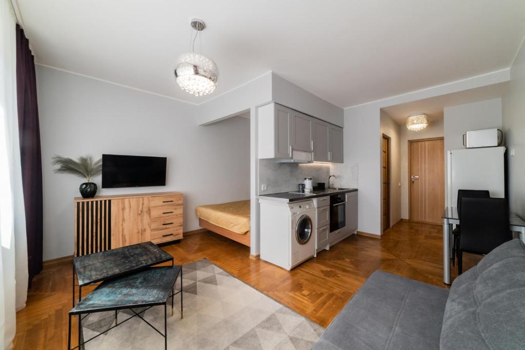 Fox studio apartment