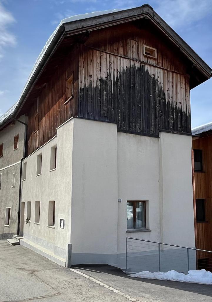 Doppelstöckige Familienwohnung in Ftan im Unterengadin photo 1