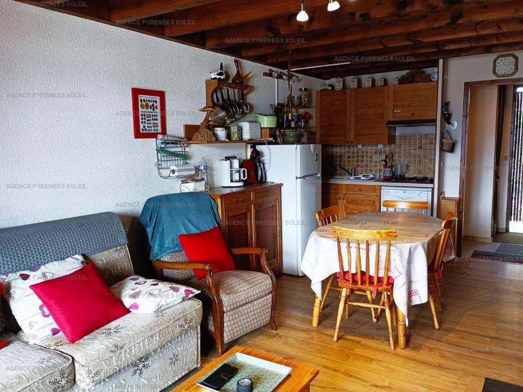 Appartement Formiguères, 3 pièces, 6 personnes - FR-1-295-199 photo 1