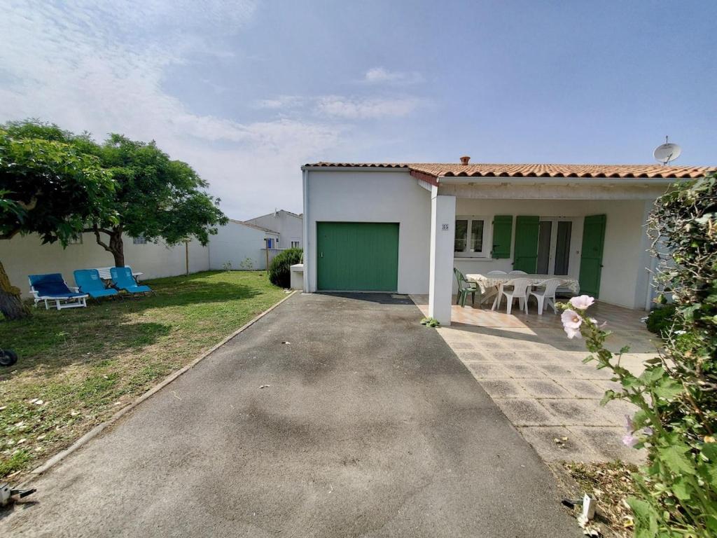 Maison Saint-Denis-d'Oléron, 3 pièces, 4 personnes - FR-1-778-21 photo 1