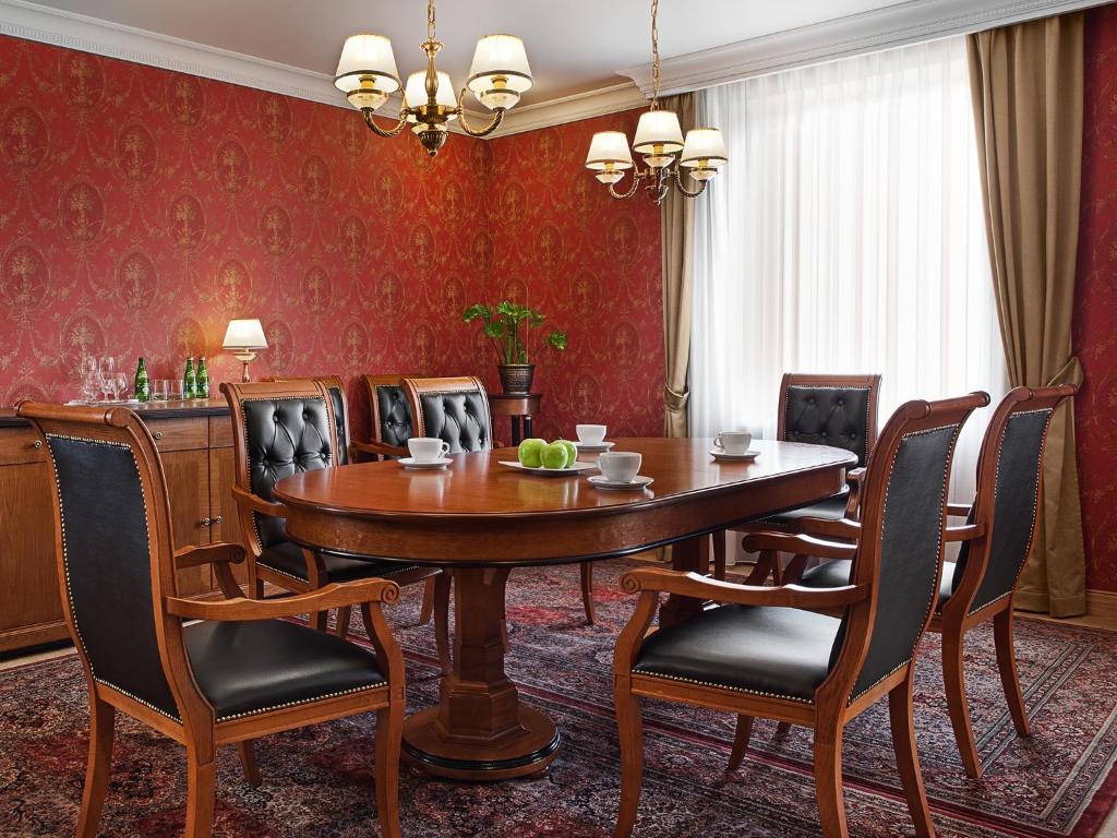 GRAND HOTEL Kielce Room Type - Executive King Suite