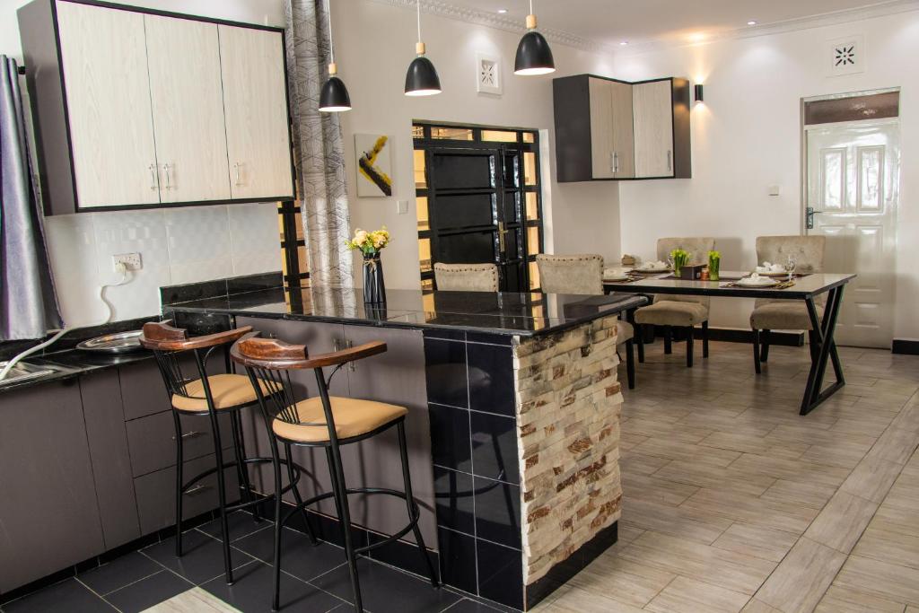 Cacecy Luxury Homes 2 -Bedroom photo 3