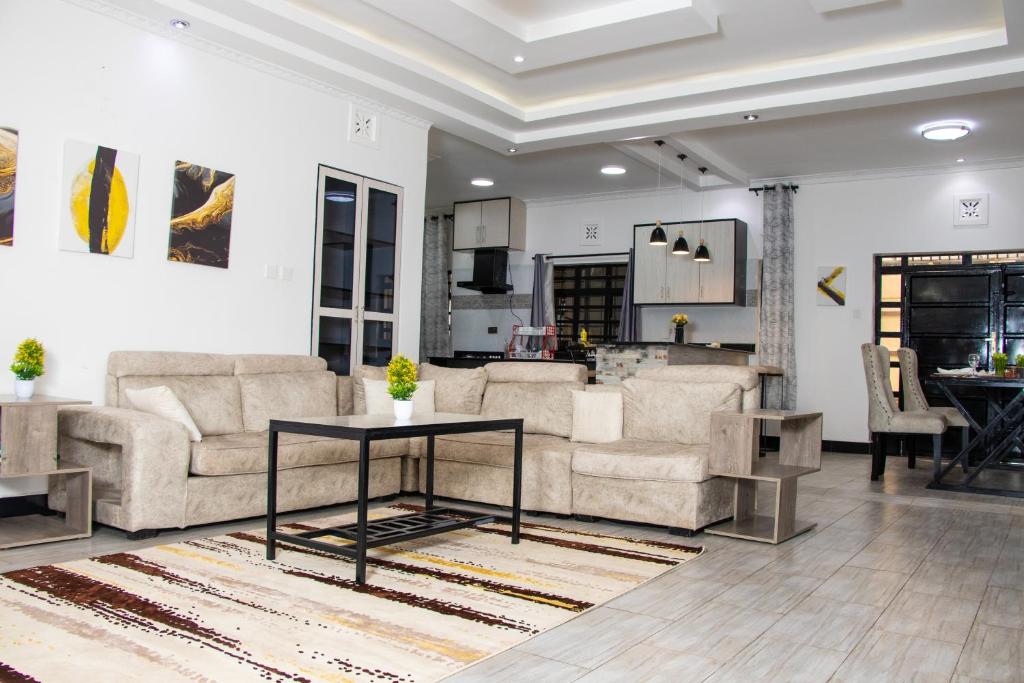 Cacecy Luxury Homes 2 -Bedroom photo 4