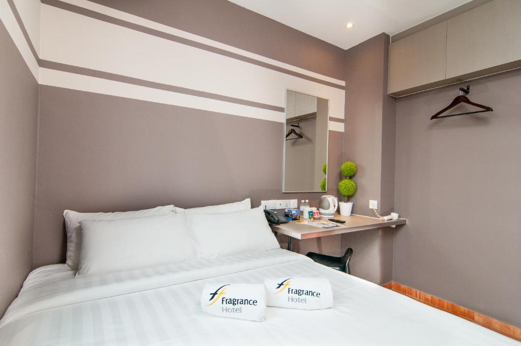 Двухместный (Standard Room with free WIFI (No Window)), Fragrance Hotel - Kovan