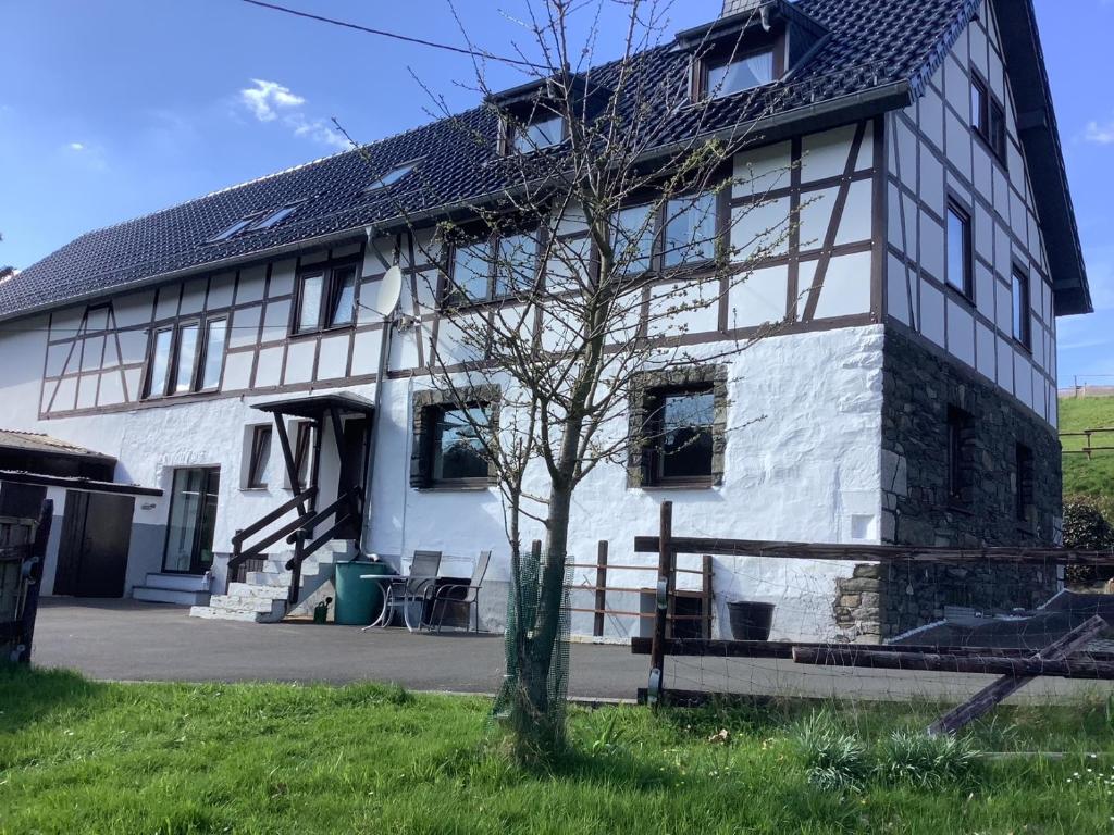 Berg Blick Eifler Bauernhaus modern restauriert photo 2