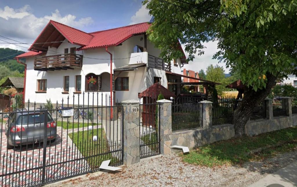 Pensiunea Casa Andrei photo 4