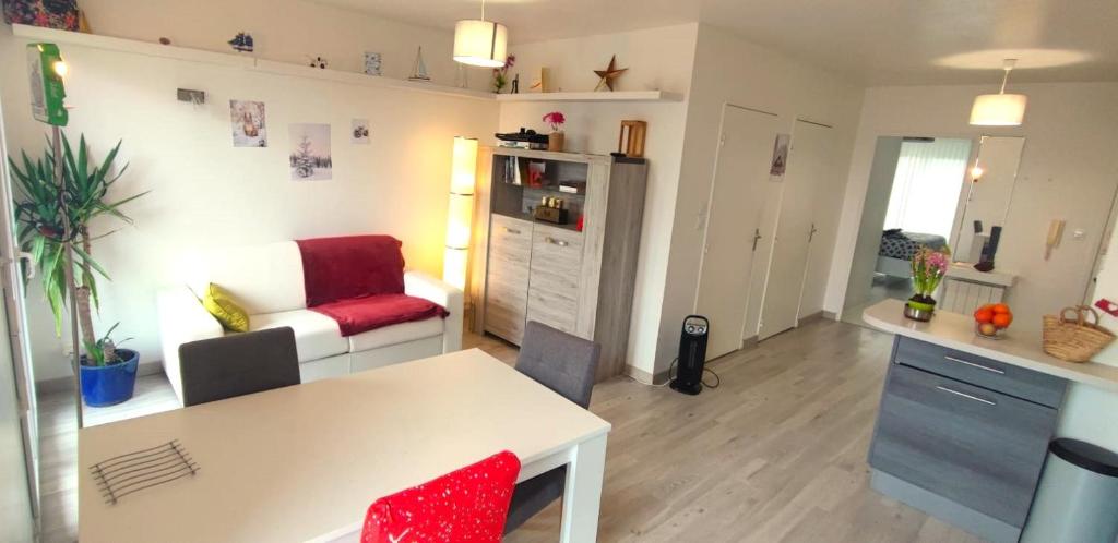 Appartement calme rez-de-jardin photo 1