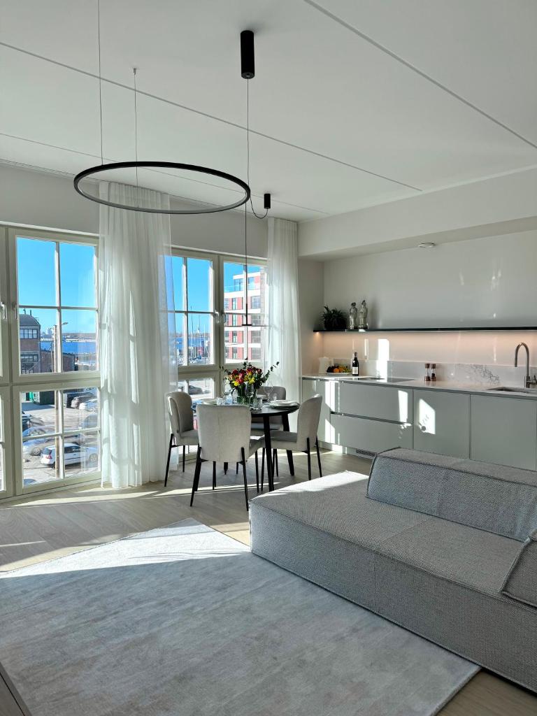 Premium Noblessner Seaside Apartment, free parking photo 3