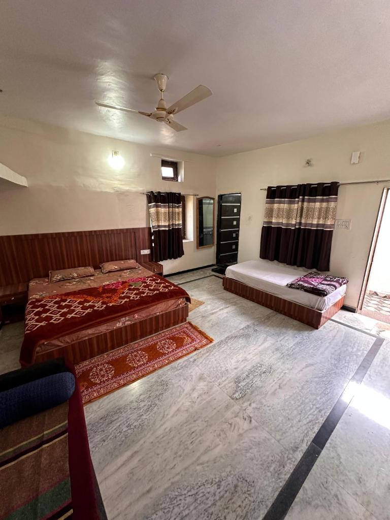 Laxmanji villas photo 3