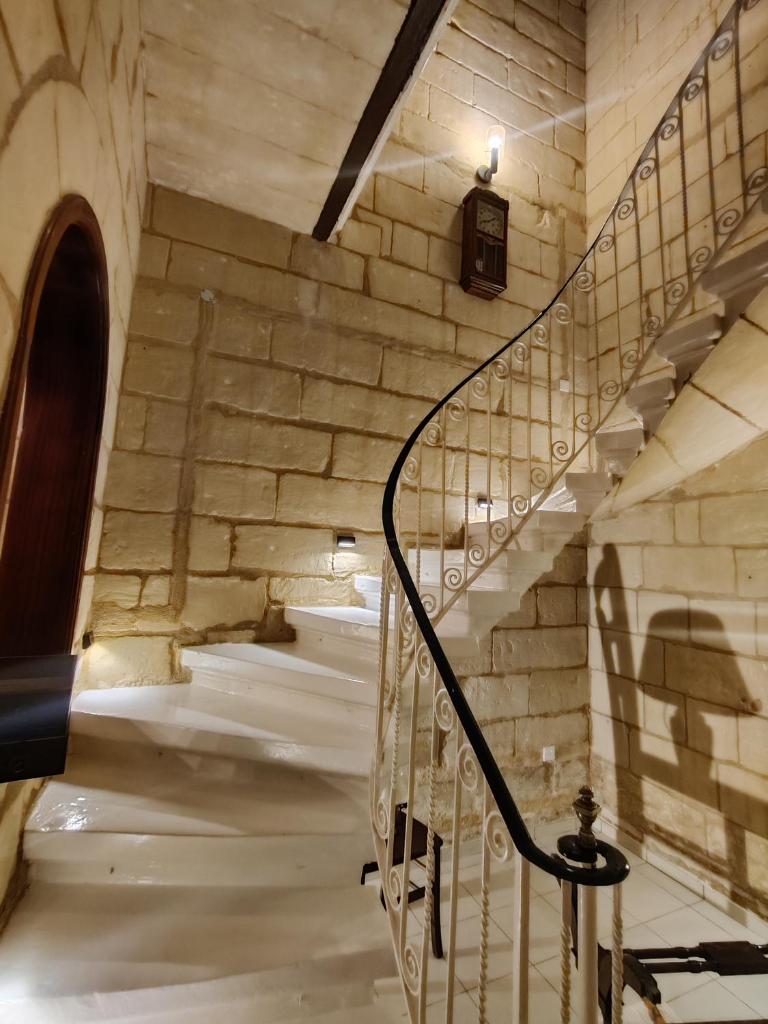 Peaceful Traditional Maltese Townhouse photo 4