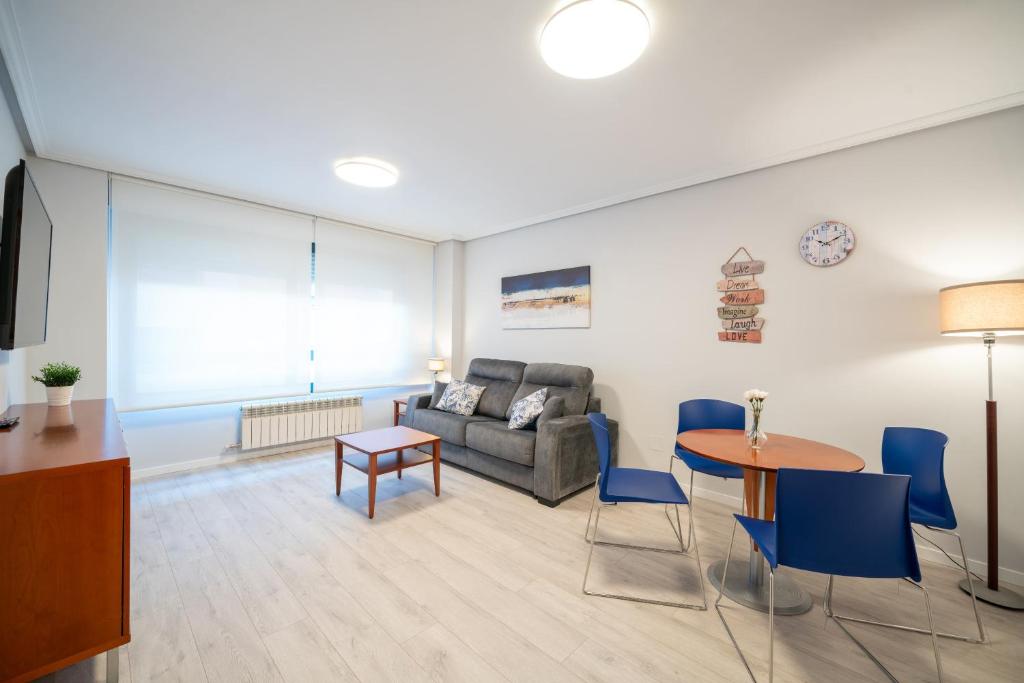Apartamentos GO - Génova Parquesol - Parking Gratuito photo 1