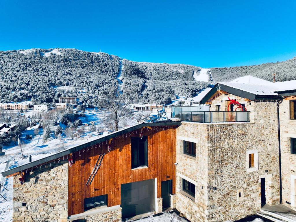 Le Refuge Cal Chalon , chalet de luxe au cœur du village photo 2