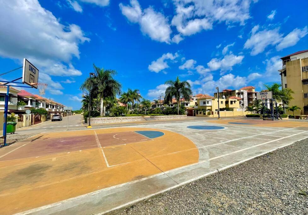 Fascinating Apt/Near the beach photo 1