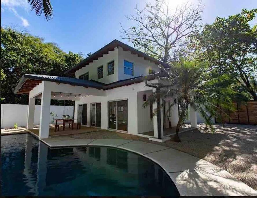 Casa Anna, Private Home, Guiones