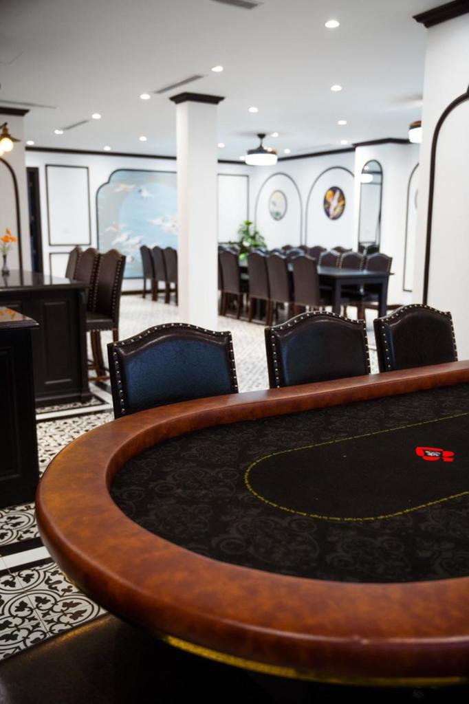 Villas Indochine 10 ngủ trung tâm Bãi Cháy