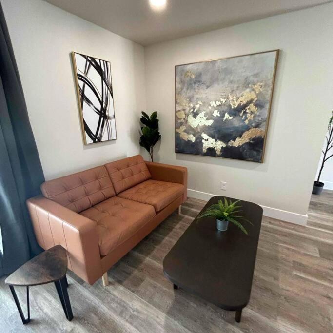 Home in the City: 4BR Fresno Retreat w POOL photo 3