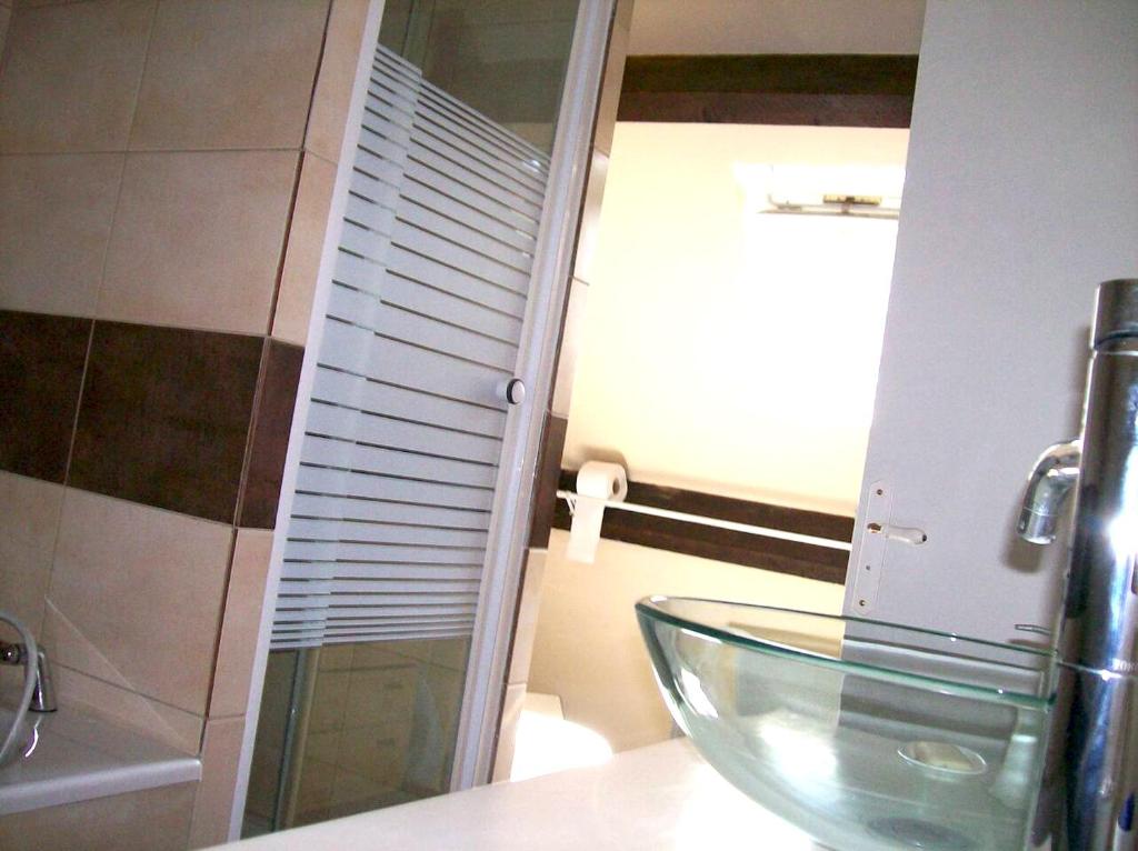 Maison de 2 chambres avec terrasse et wifi a Nonant le Pin photo 2