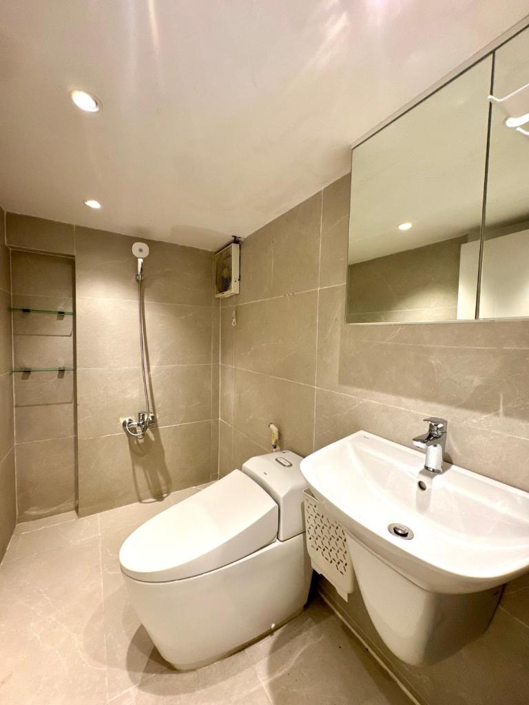 Toi's Travel Home Central