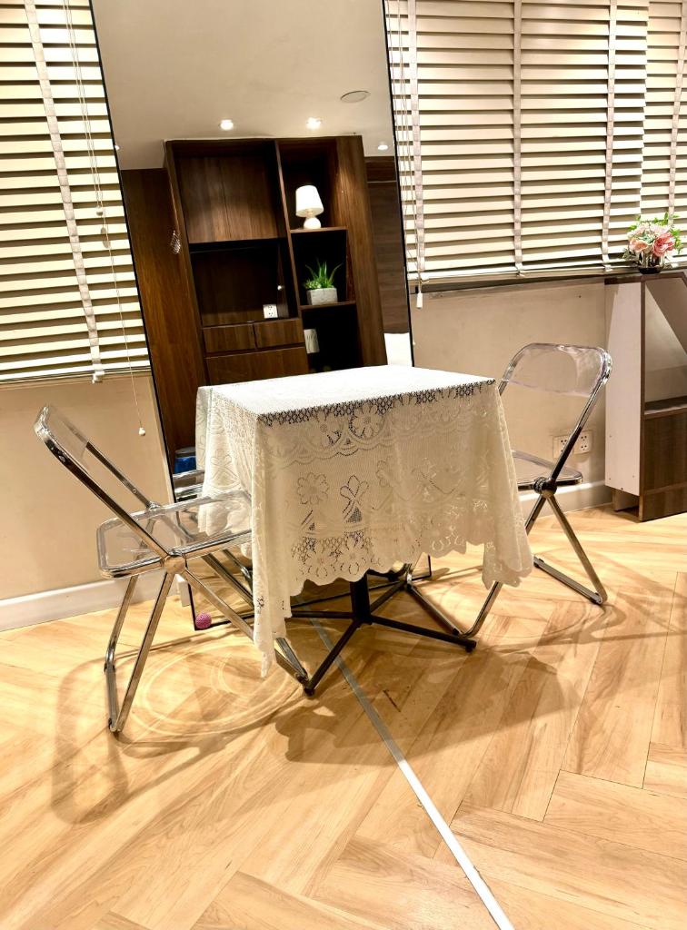 Toi's Travel Home Central