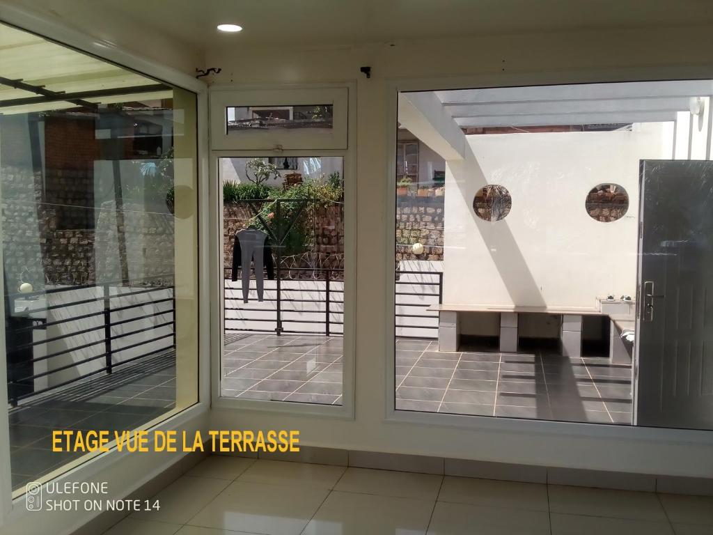 Hôtel LE CARRE D'AS MANDROSOA IVATO photo 1