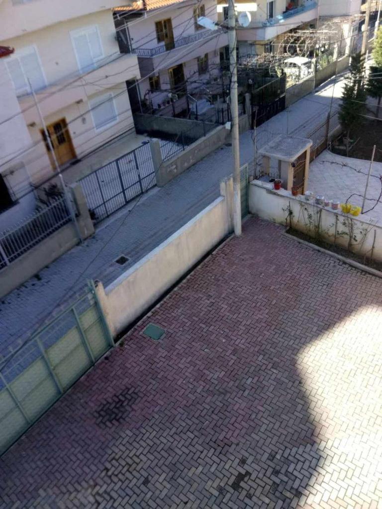 shtepi private 2 kateshe me parking photo 1
