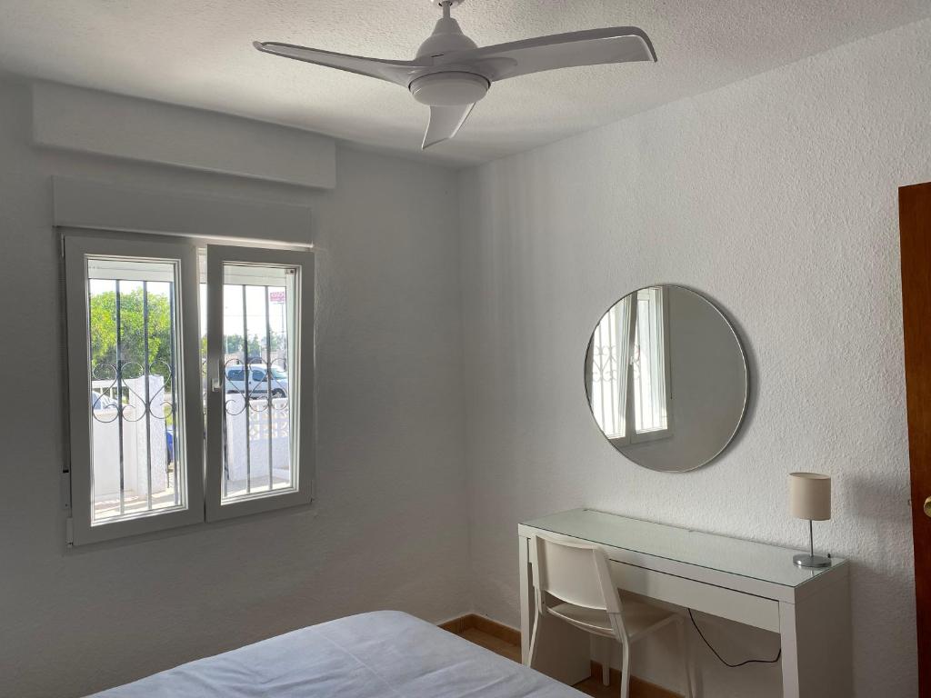 Modern and airy holiday home photo 2