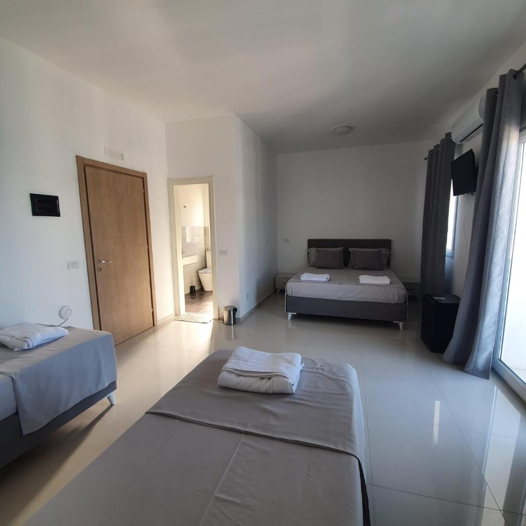 Hotel33 photo 2