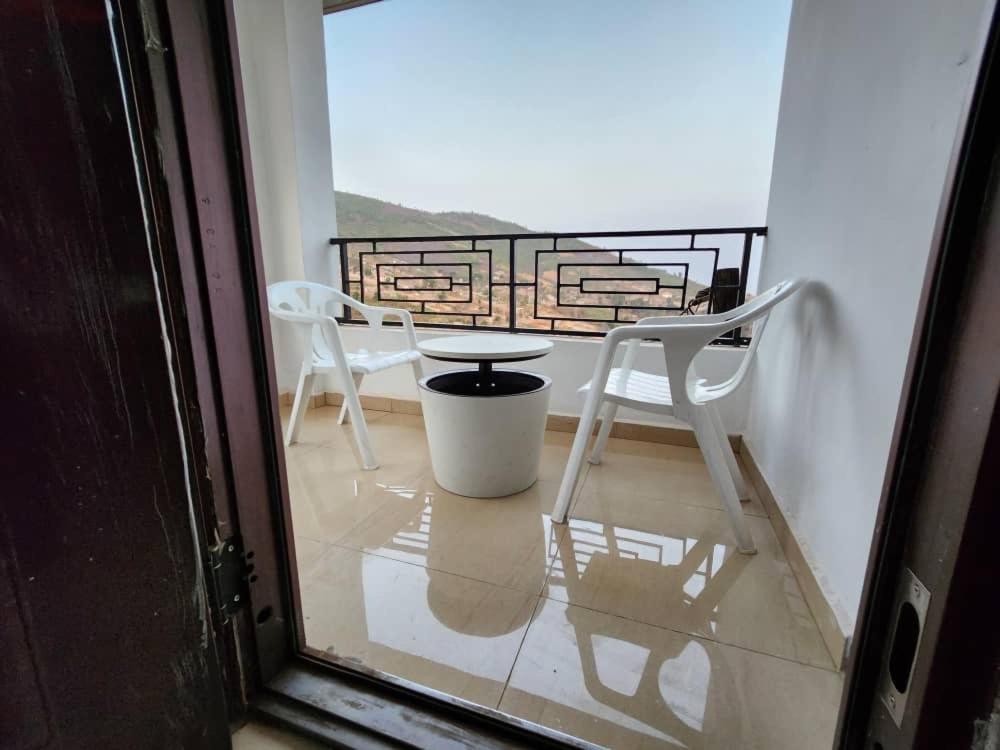 Prestigious Elegant Duplex - Abasscee photo 2