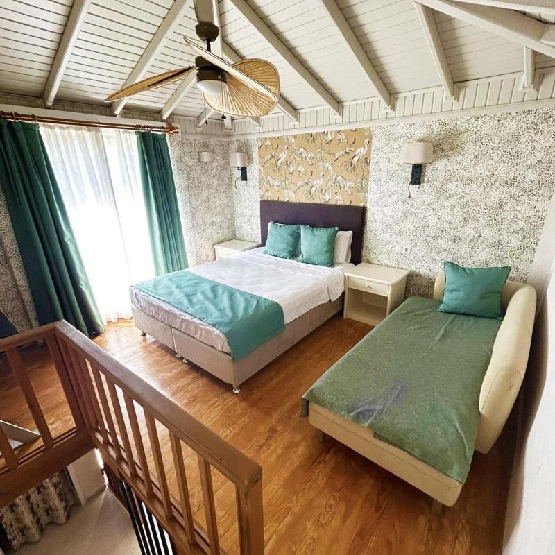 Hotel 212 Olympos photo 2