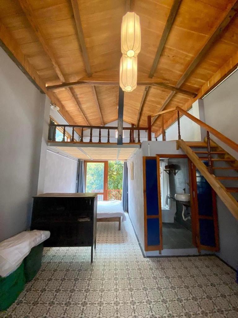 Chez Phuong Cat Ba -Private entire house