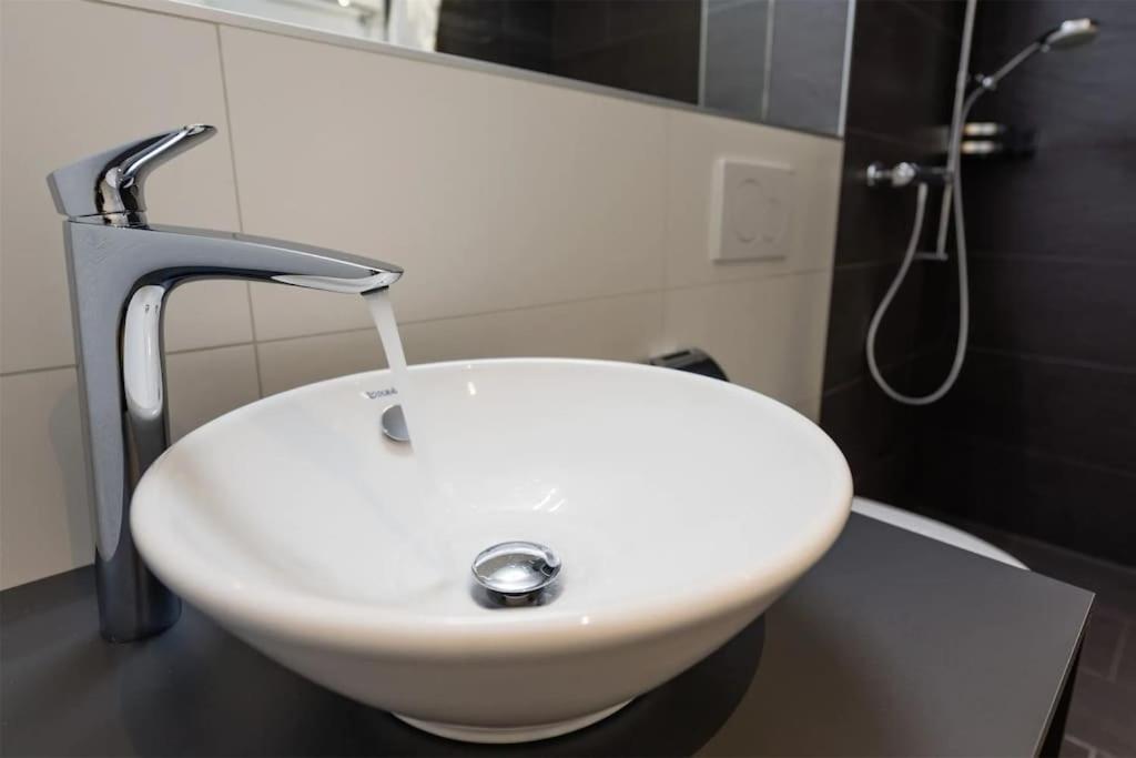 Moderne Wohnung Jungtal photo 3