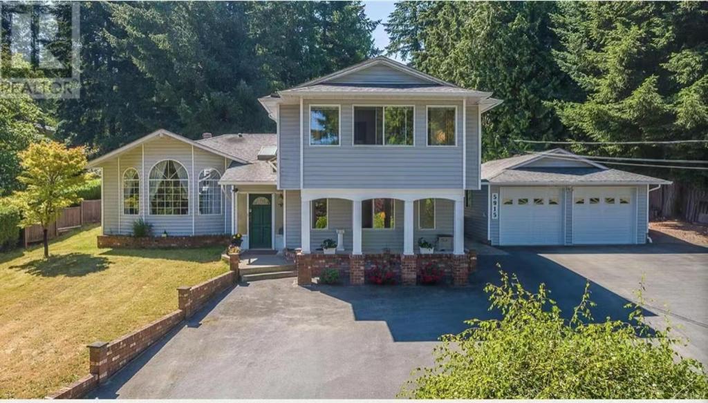 Entire villa with one acre land for leisure time in Vancouver Island photo 1