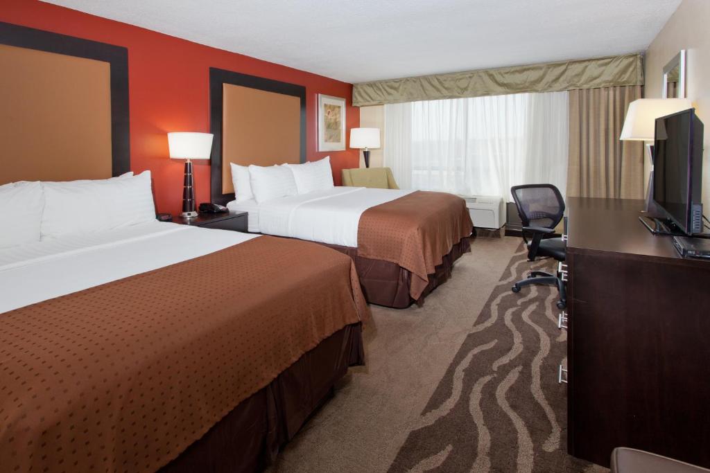 Holiday Inn Shreveport Downtown, an IHG Hotel photo 2