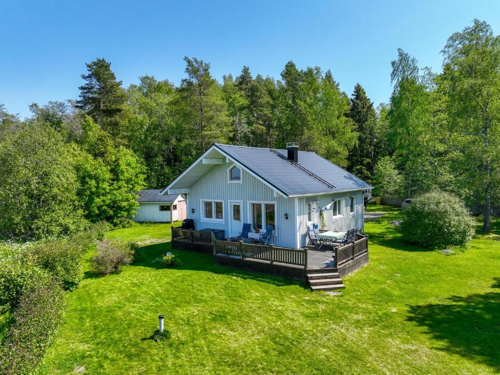 Summer house and guest house by the sea, quiet and paceful place photo 1