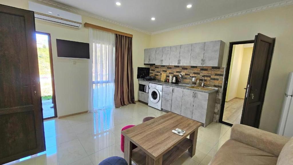 guest hause giorgi,kobuleti- xala photo 1